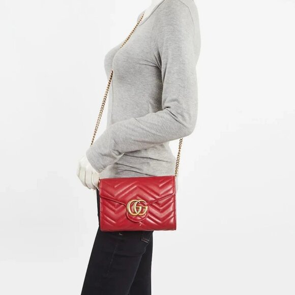 Gucci Red Quilted Leather GG Marmont 2.0 Chain Wallet Clutch Bag - Picture 2 of 12